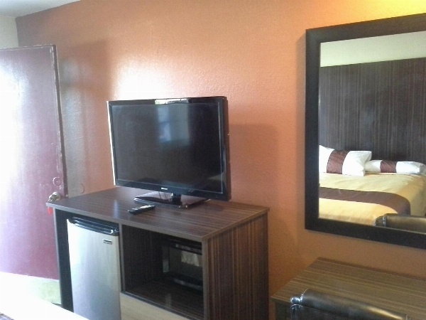 Budget Inn Tonawanda image 22