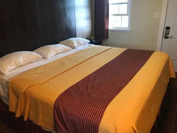 Budget Inn Tonawanda 10